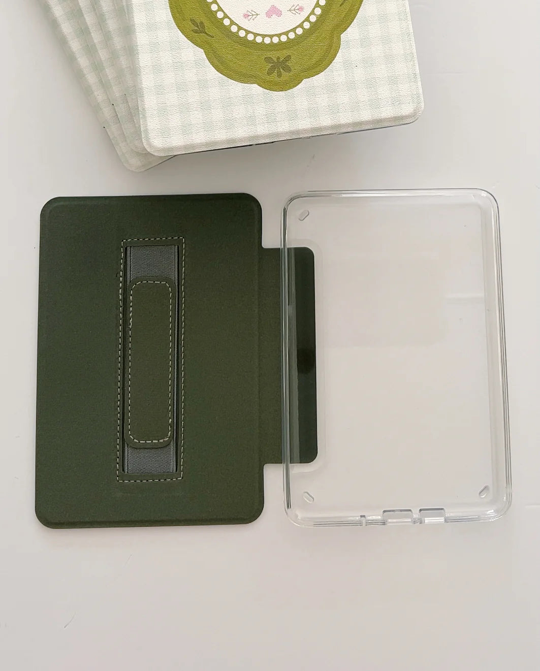 Botanical Baby- Kindle Case