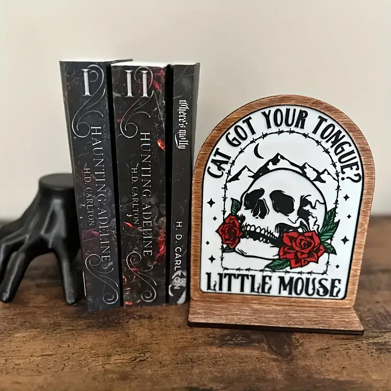 “Cat Got Your Tongue, Little Mouse?” Bookish Stand