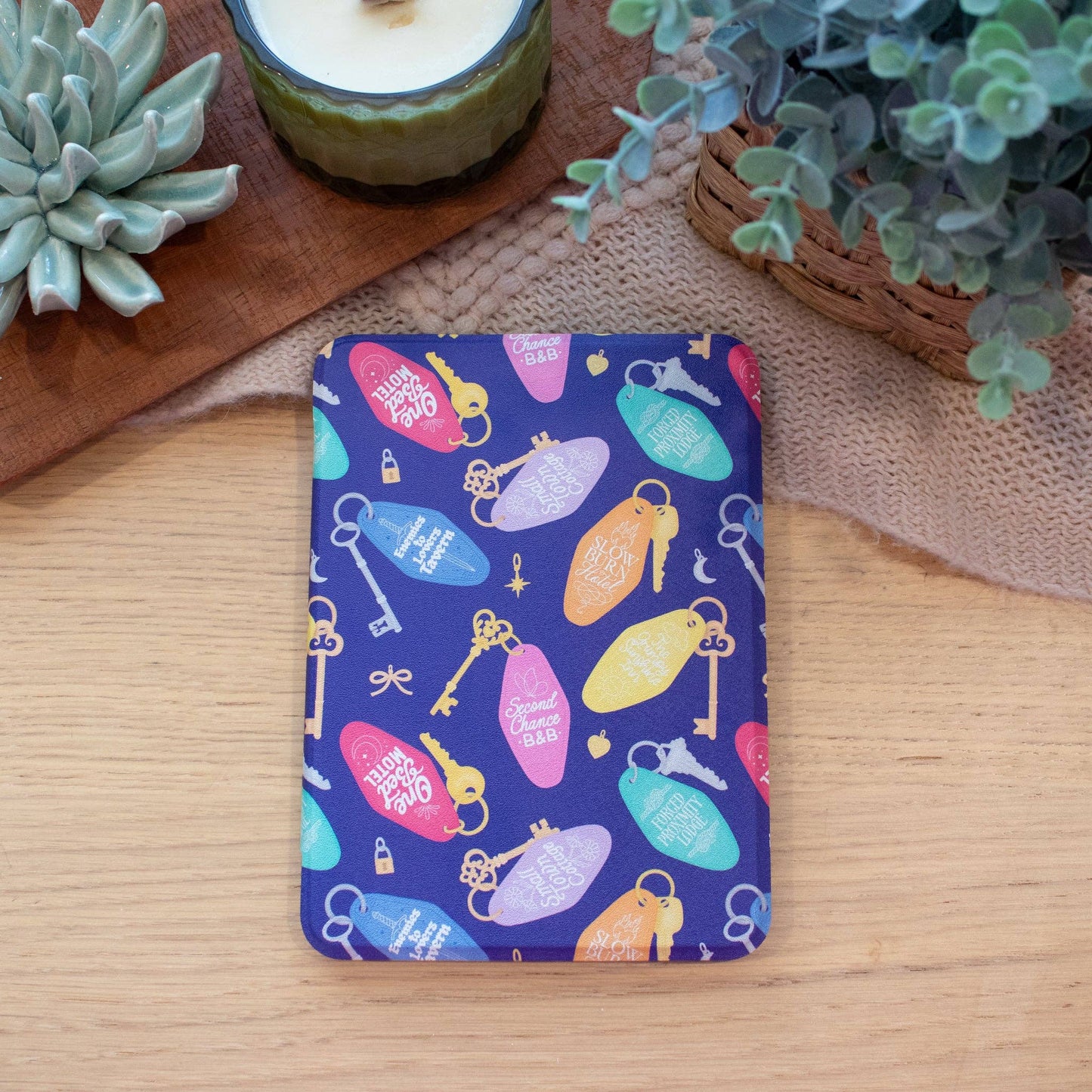 Enjoy Your Stay Kindle Case: Kindle Paperwhite 12 (2024 model) (includes Colorsoft and Signature 12)