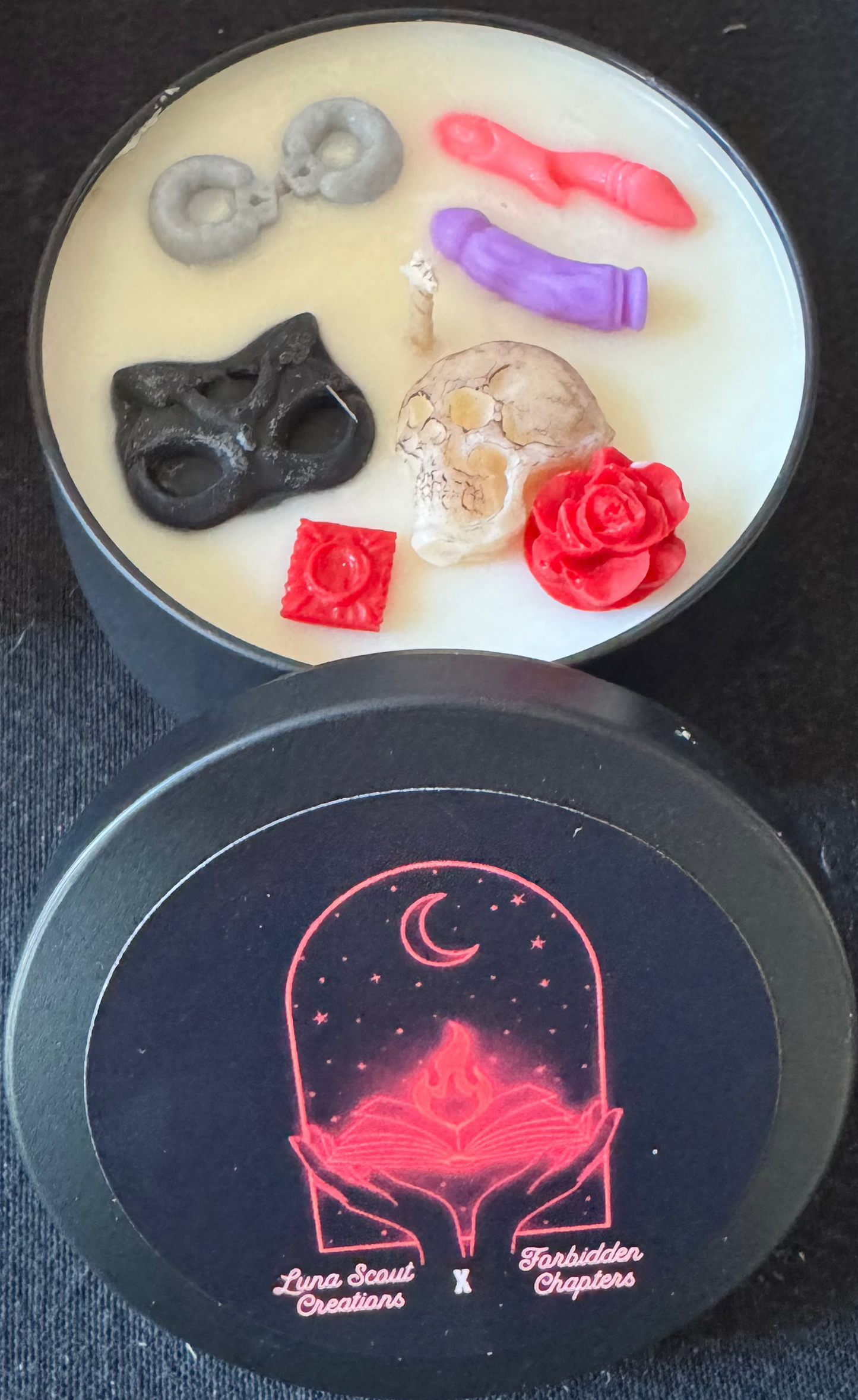 Dark Romance 8oz Candle