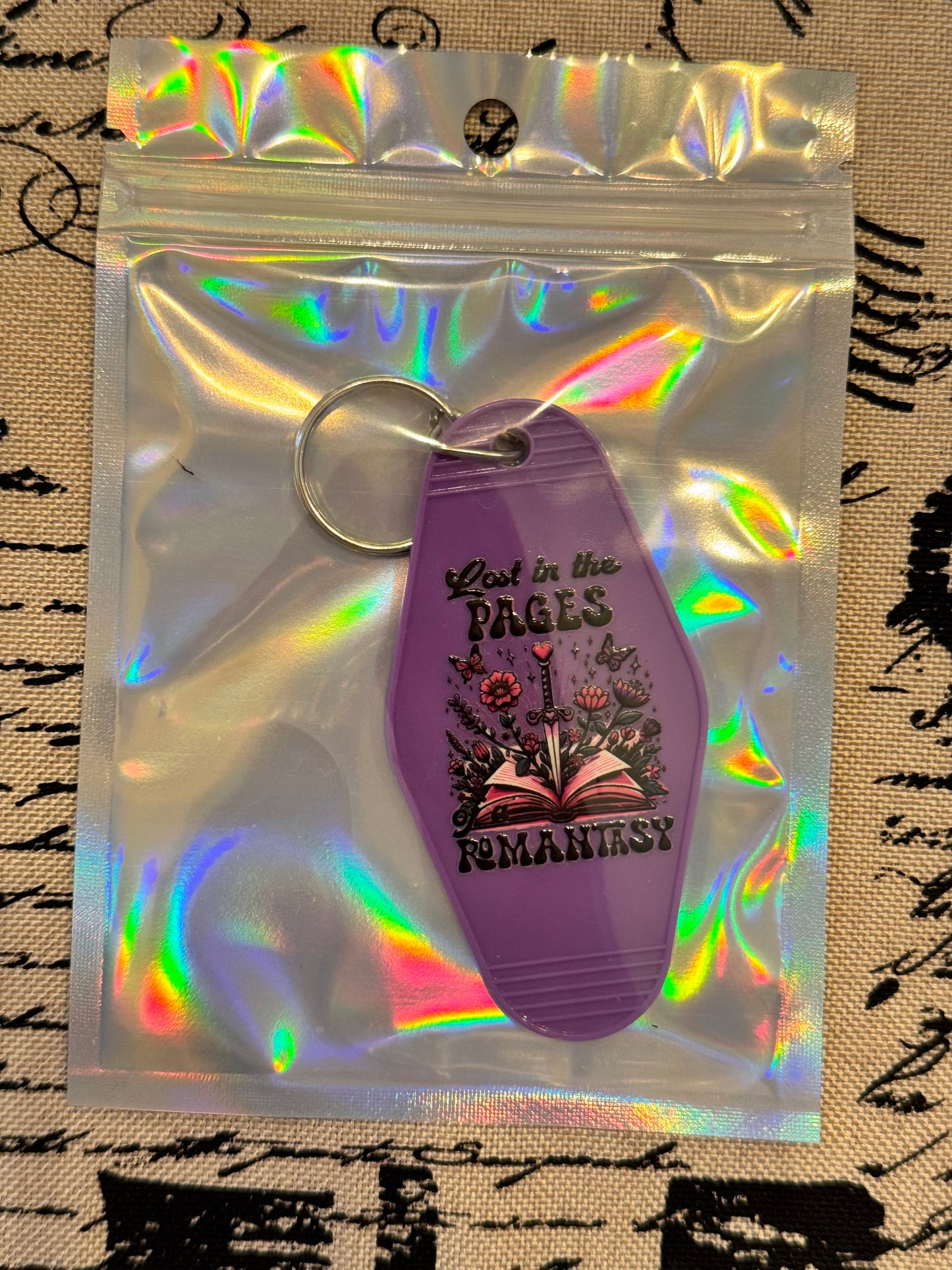 Lost in the Pages of Romantasy – Motel-Style Bookish Keychain