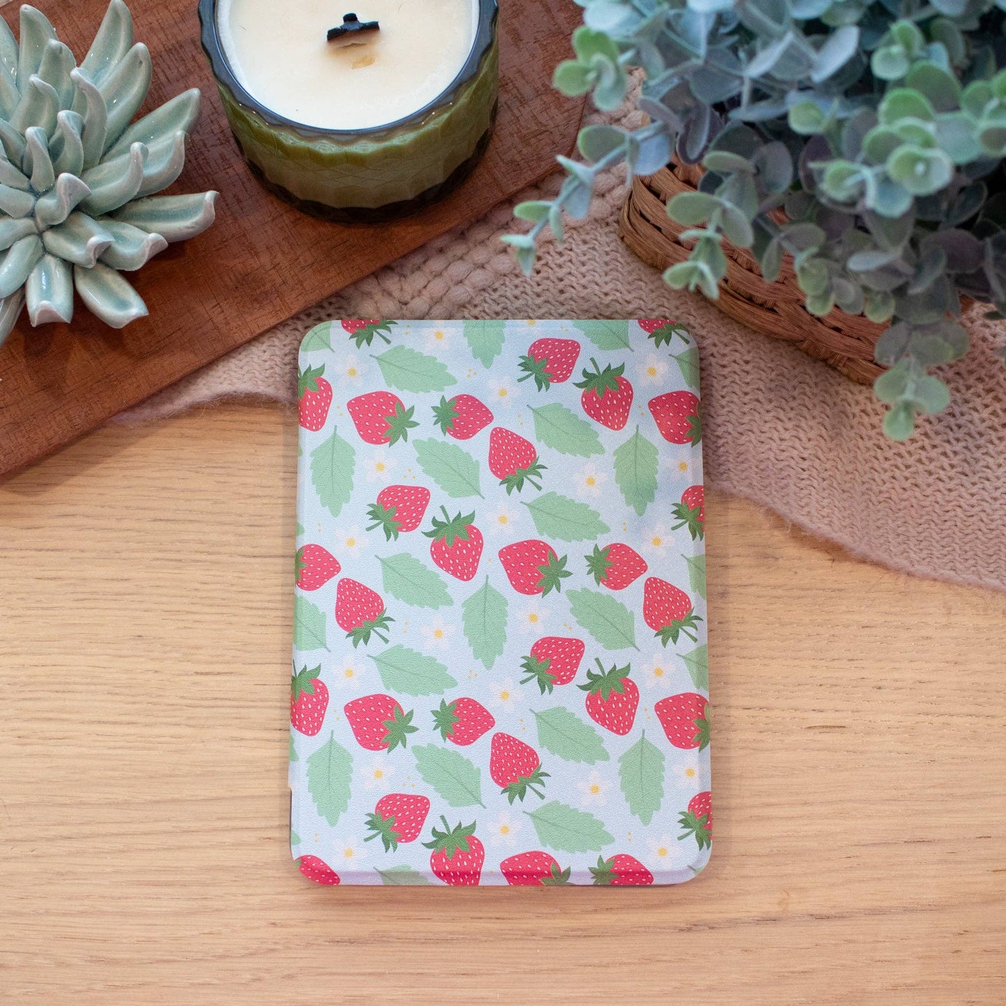 Berry Bliss Kindle Case: Kindle Paperwhite 12 (2024 model) (includes Colorsoft and Signature 12)